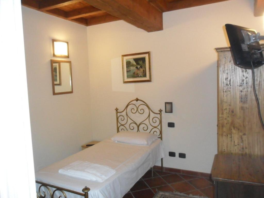 Agriturismo Al Navile Malalbergo Cameră foto
